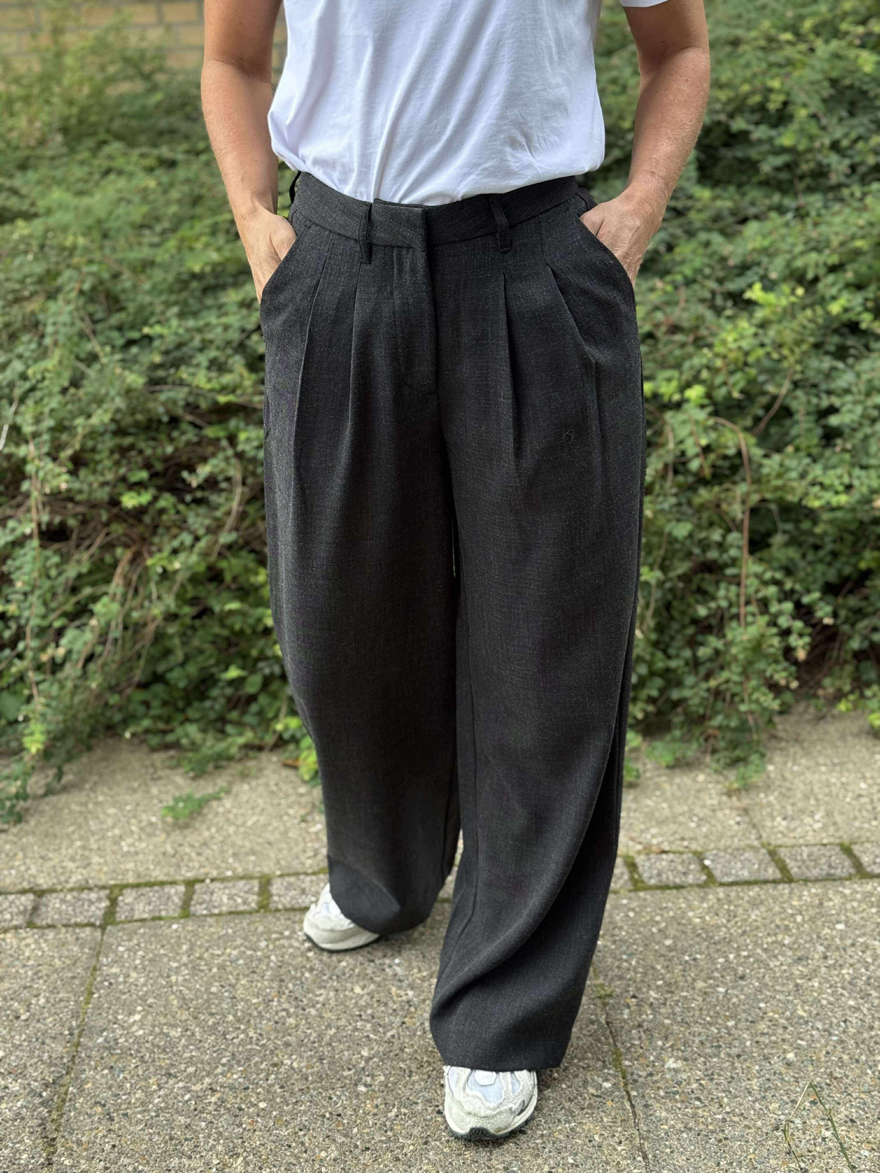 VMBESTIE Trousers - Dark Grey Melange